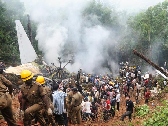 התרסקות המטוס בהודו / צלם: רויטרס